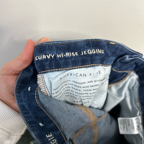 American Eagle Curvy Hi Rise Jeggings - Picture 3 of 4